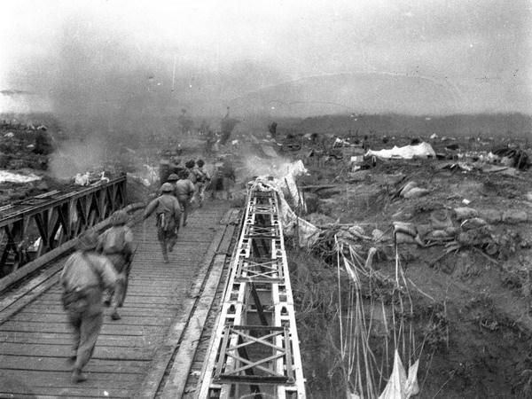 Во Вьетнаме проходит ряд мероприятий в честь 60-летия победы при Диенбиенфу